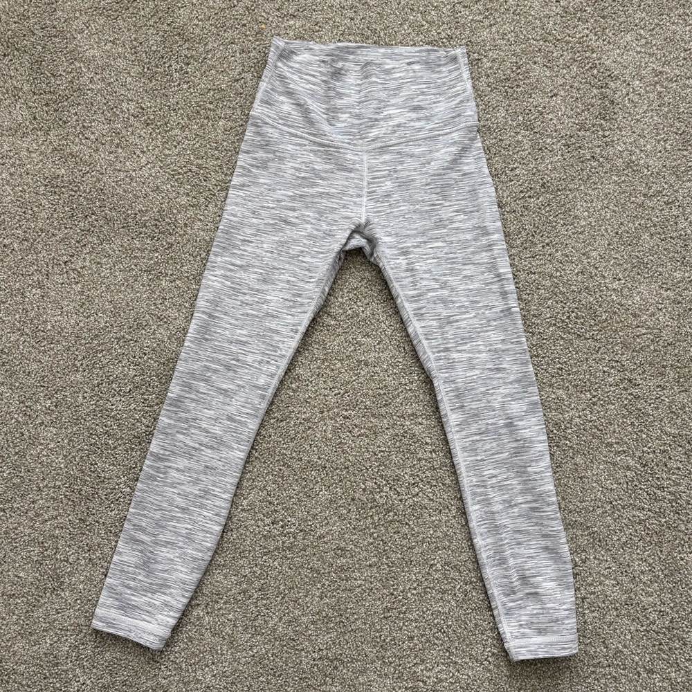 Lululemon striped Wunder Under leggings